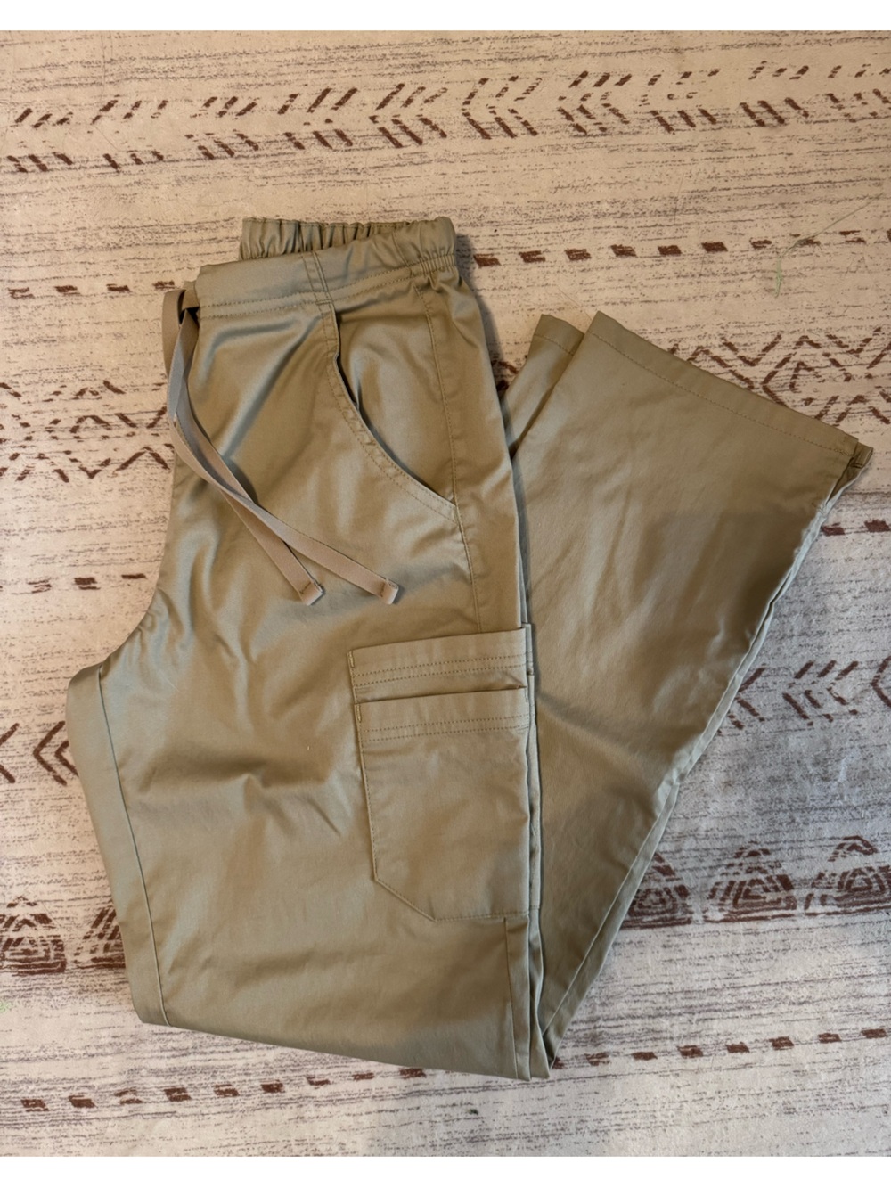 Scrub pants